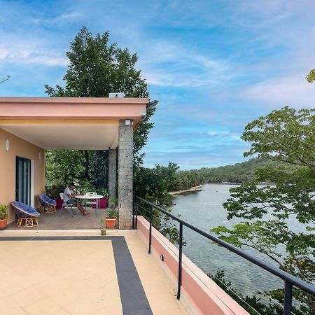 Villa La Maison Rivaria Votre Maison De Vacances Au Luxe Intime Et Au Confort Absolu Au Bord De La Mer Ile Sainte-Marie Exterior foto