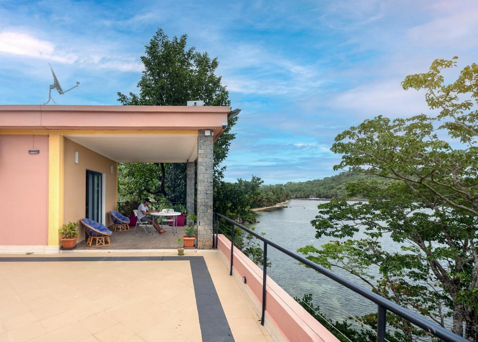 Villa La Maison Rivaria Votre Maison De Vacances Au Luxe Intime Et Au Confort Absolu Au Bord De La Mer Ile Sainte-Marie Exterior foto